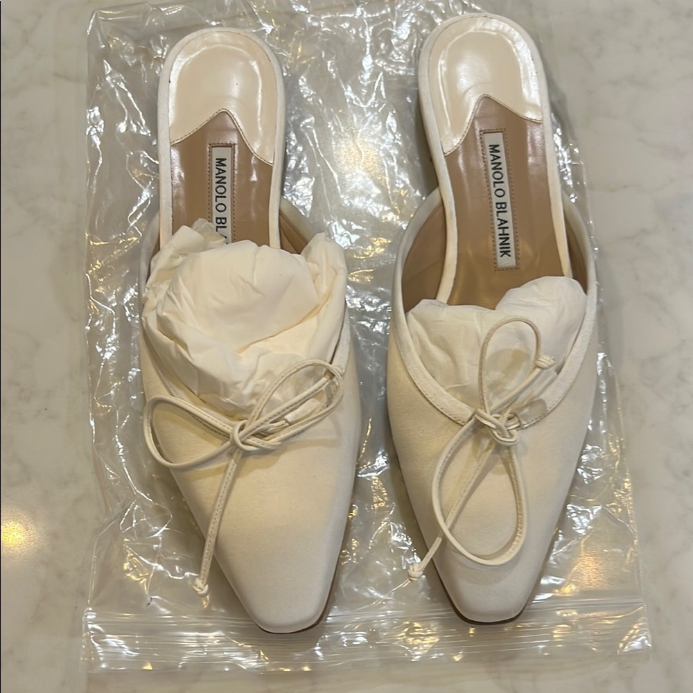 Manolo Blahnik Cream Mules